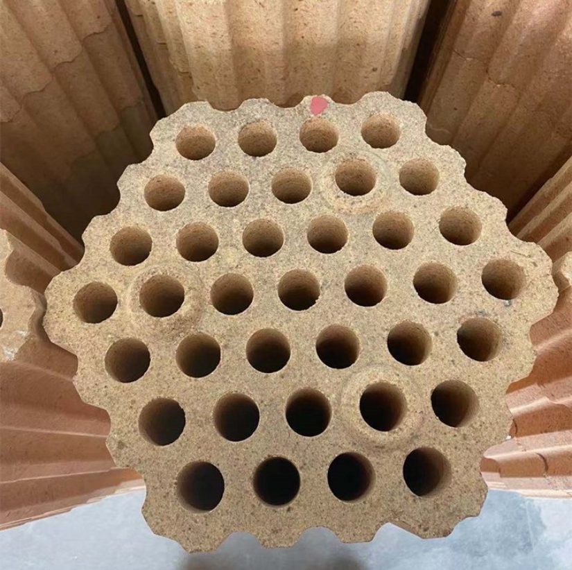 High-alumina seven-hole lattice brick for hot