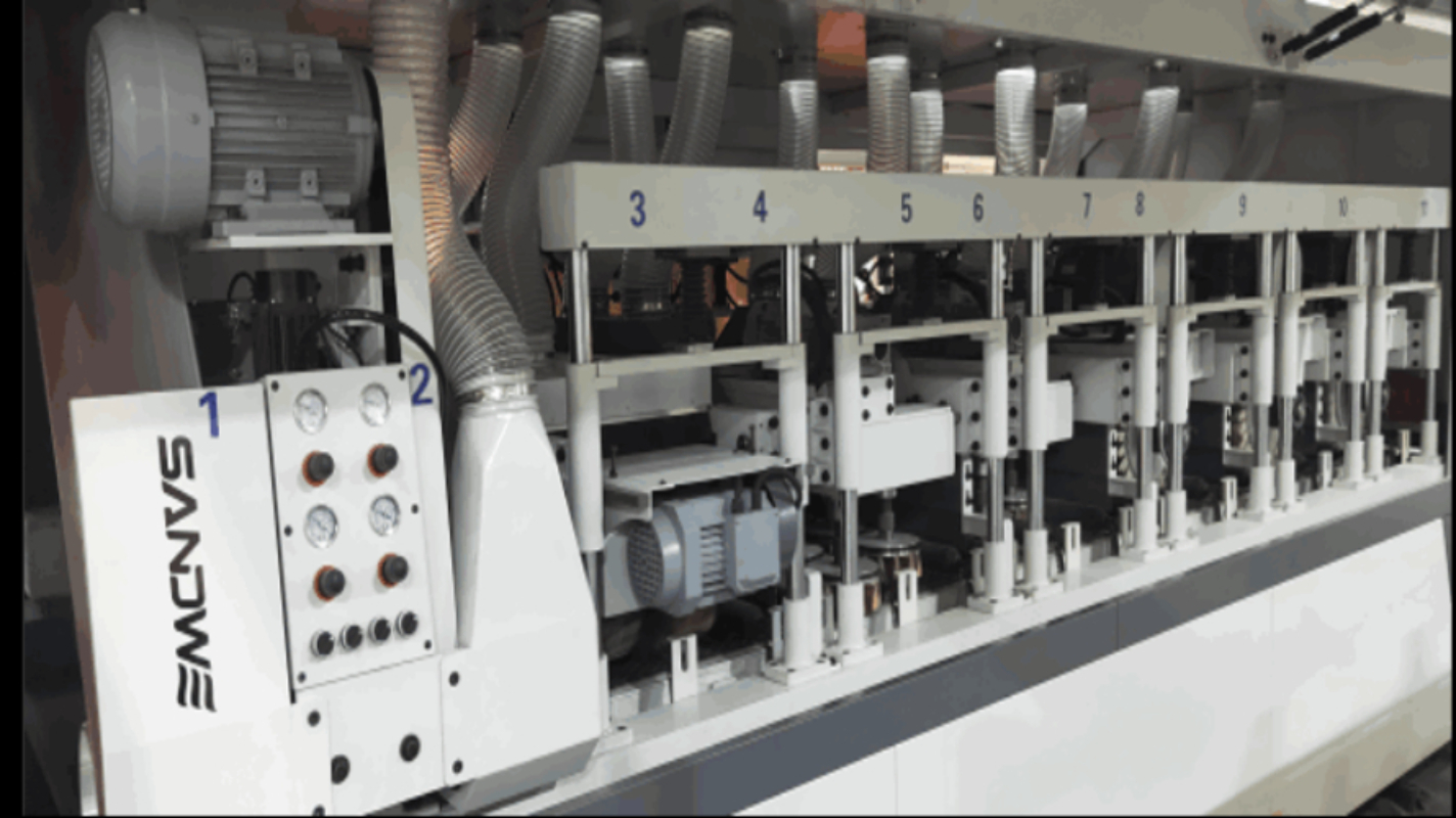Automatic solid wood door sanding machine