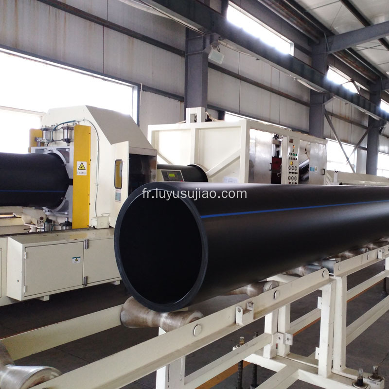 Tuyaux en plastique de couleur noire