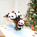 Biglietto pop-up con panda natalizio 3D