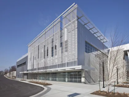 Architectural metal curtain wall mesh for facade cladding