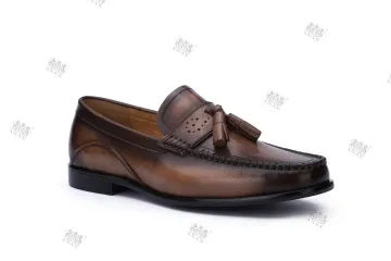 Men′s Slip-on Tassel Leather Casual Shoes