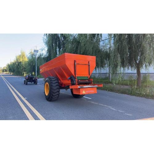 Frozen and dried manure spreader