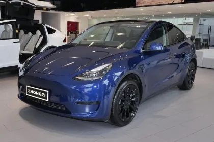 Tesla Model Y 2024 Pure Electric SUV - New Energy Vehicle