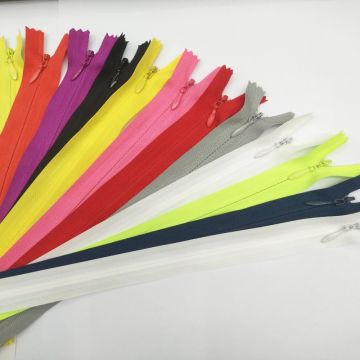 Multicolored nylon zippers in bulk for dress