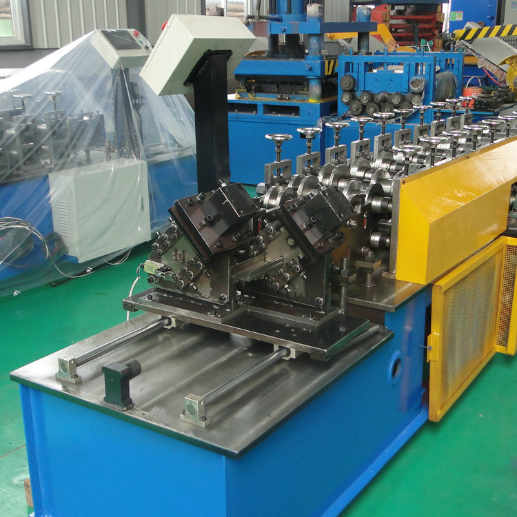  metal track/ draywall ceiling stud roll forming machine 