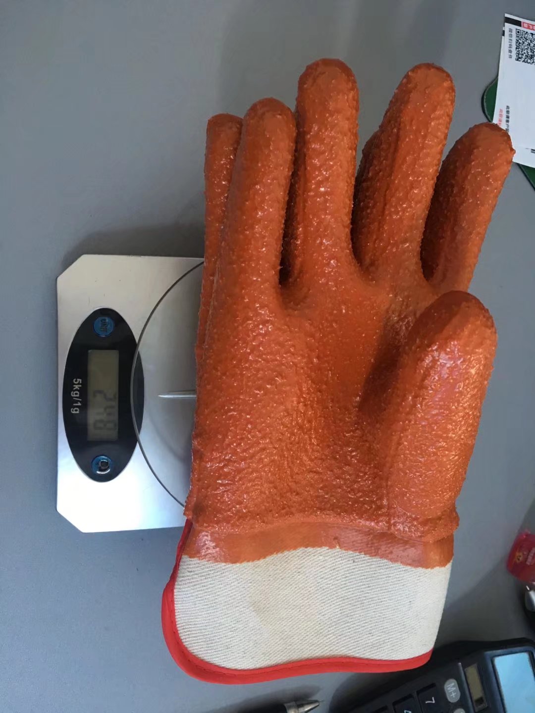 Безопасная манжета хлопчатобумажная блокировка вкладыша ПВХ с гранулированной работой перчатки