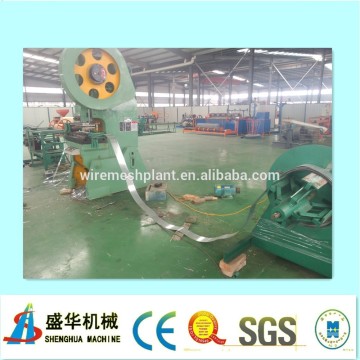 Nine strip razor barbed wire mesh machine(Anping factory sale)