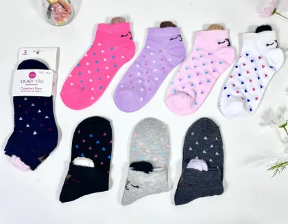 Simple custom-made children's socks and women's socks