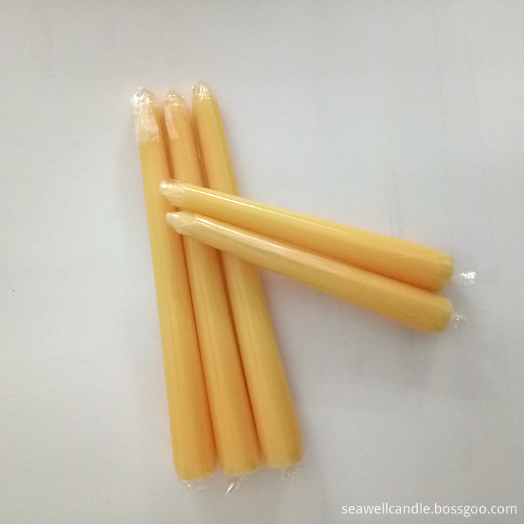 Beeswax Taper Candle 3