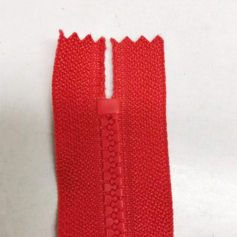 Red polyester zipper 