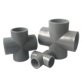 Raccord croisé en PVC DIN PN10