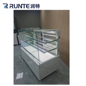Transparent gebogener Glaskuchen Showcase Kühlschrank
