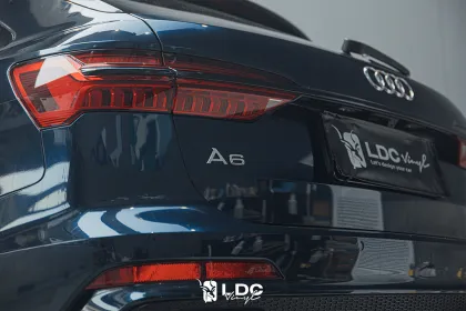 Glossy Metallic Sherwood Green Car Wrap