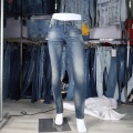 Estilo de moda masculino jeans de pierna recta suelta al por mayor