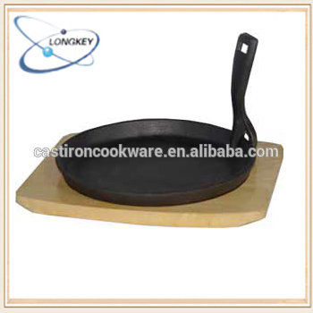 Preseasoned Cast Iron Sizzler Plate with wood base