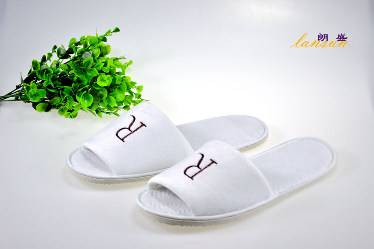 Open Cotton Velour Ripple Sole Embroidery Slipper