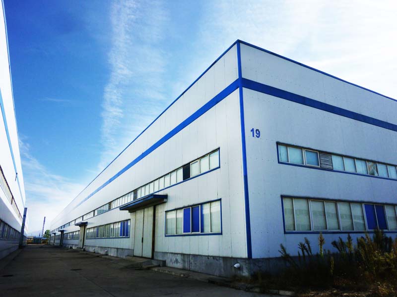 Supply and design prefabricated steel structure warehouse