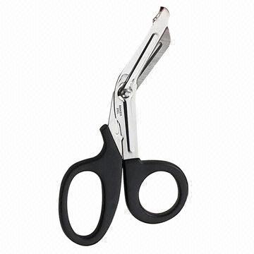 Scissor, Made of Stainless Steel Material with Plastic Handle