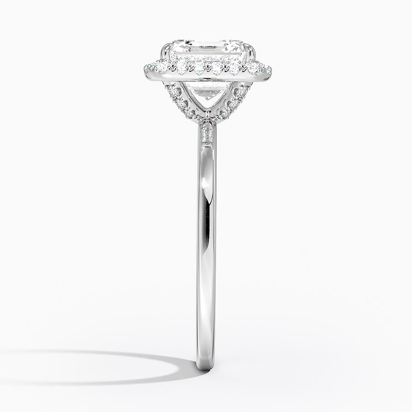 Direktang Side Profile ng Plain Band Asscher Halo Ring
