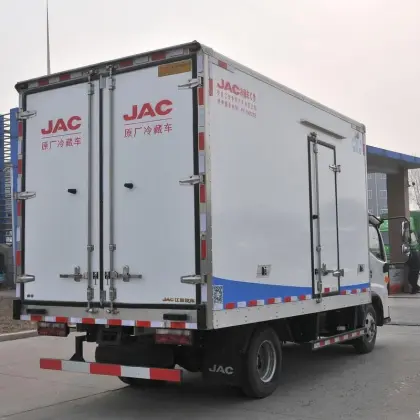 Jianghuai Shuai Ling E Medium-body Refrigerated Truck