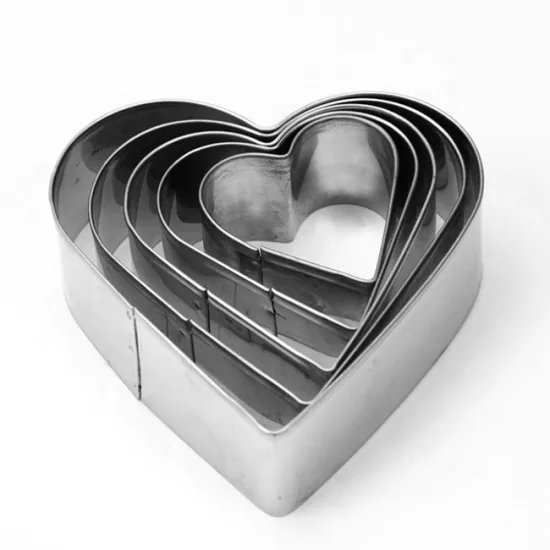 Heart Shaped Stainless Steel Cookie Cutters Pastry Biscuit Cutter 5PCS