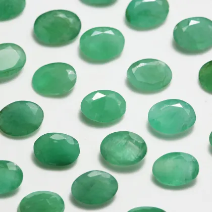 Calibrated Natural Emerald Gemstone Mix Shape Emerald