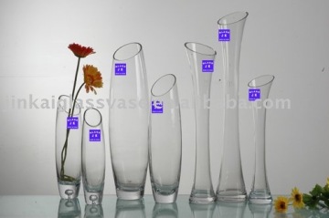 gorgeous transparent glass vase