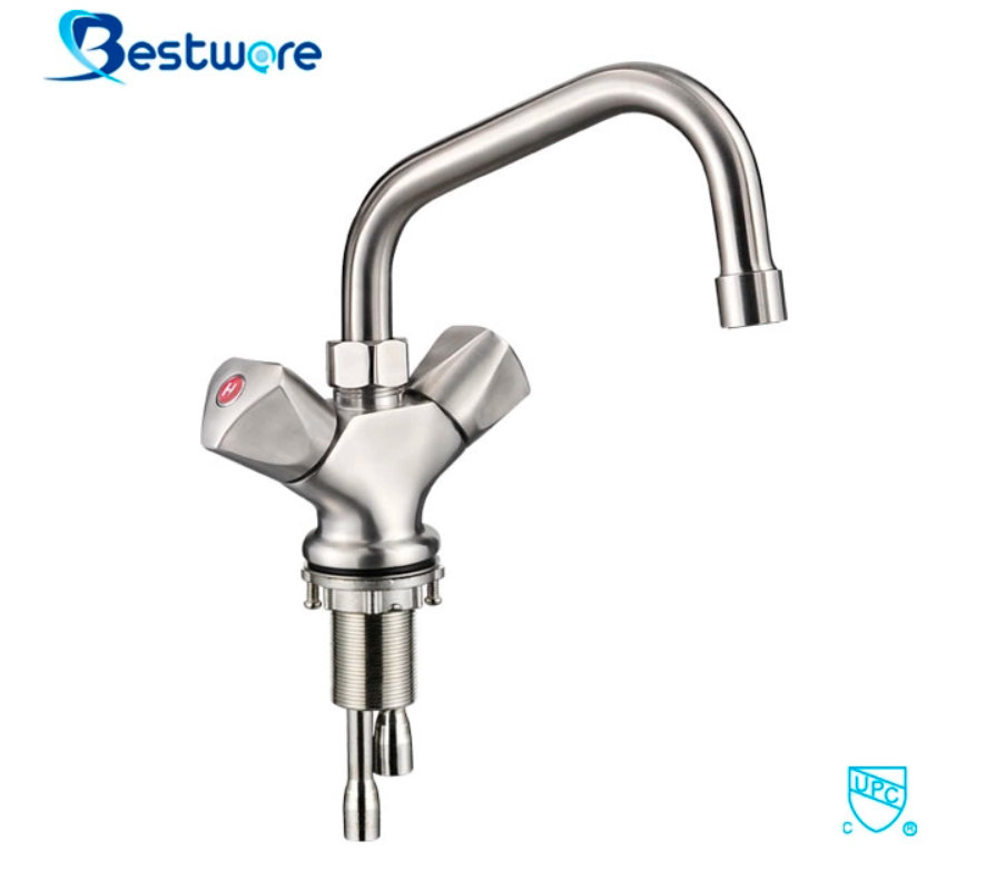 Basin Faucet with Double Handle