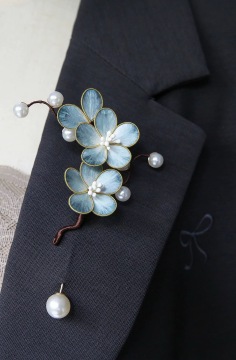 Guofeng niche velvet brooch