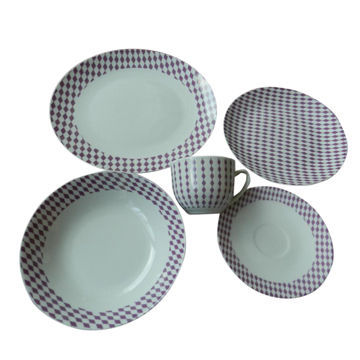 Porcelain coupe-shaped plate, extra white porcelain, meets FDA/Pro65 standardNew