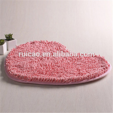 Pink heart-shaped 100% Chenille carpet /door mat/rug