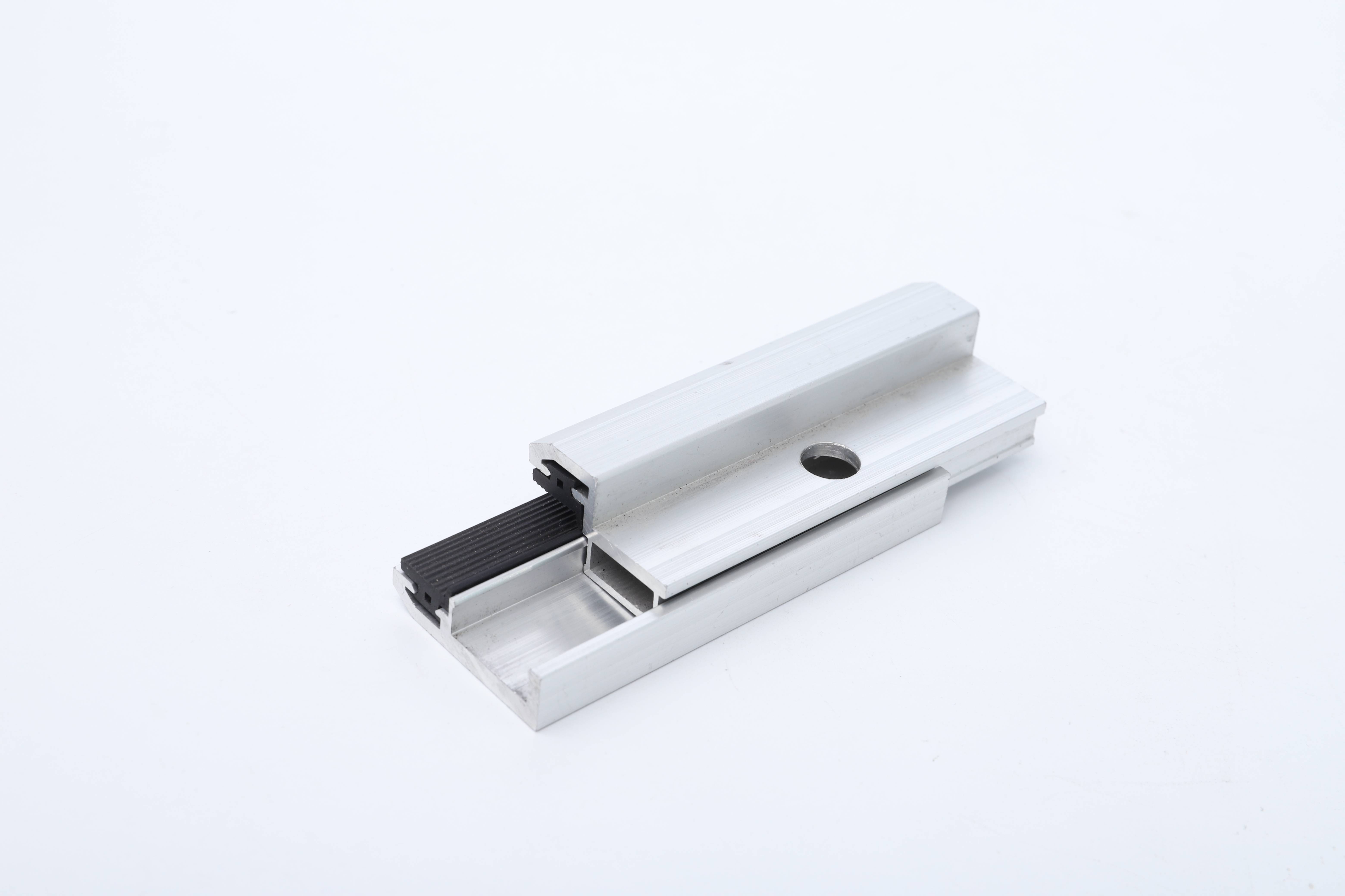 Aluminum end clamps for glass panels