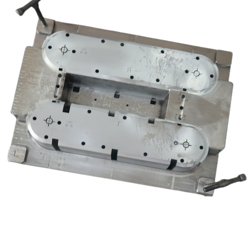 Ліццё для ўпырску для карыстацкіх варыянтаў колеру і матэрыялу