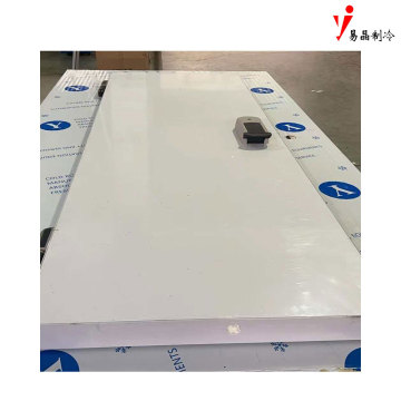 Smooth Glide Cold Door 22