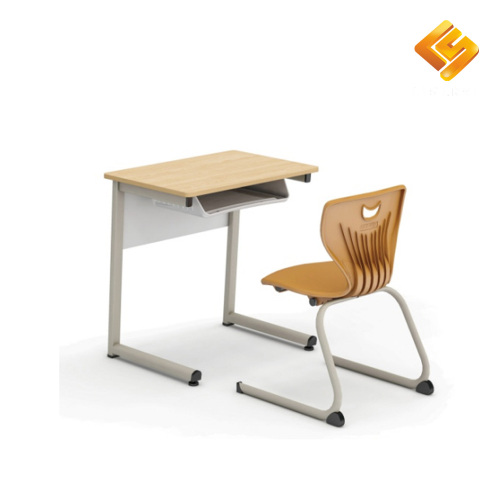 Ofis ve çalışma masaları ve sandalyeler