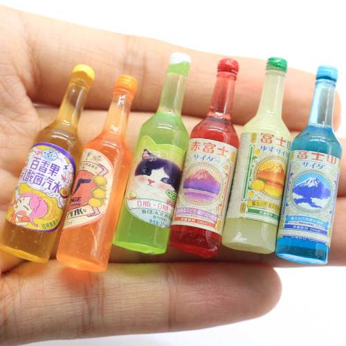 Nieuwe Aankomen 100 Stuks Poppenhuis Miniatuur Hars Mini Drinkfles Charms Kawaii Simulatie Drinkfles Pop Voedsel Drinken Accessoires