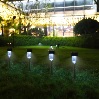 Solar & Battery Garden Stake Lights