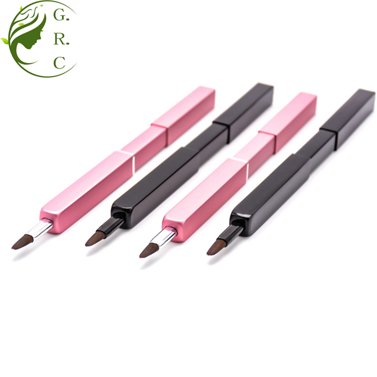  Retractable Make Up Brush 