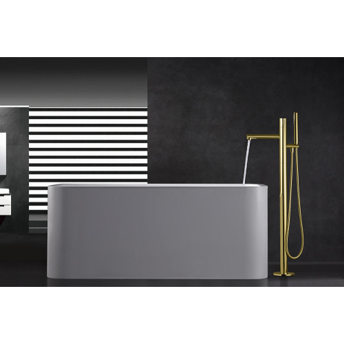 Floor Mounted Freestanding Bathtub Faucet With Sprayer