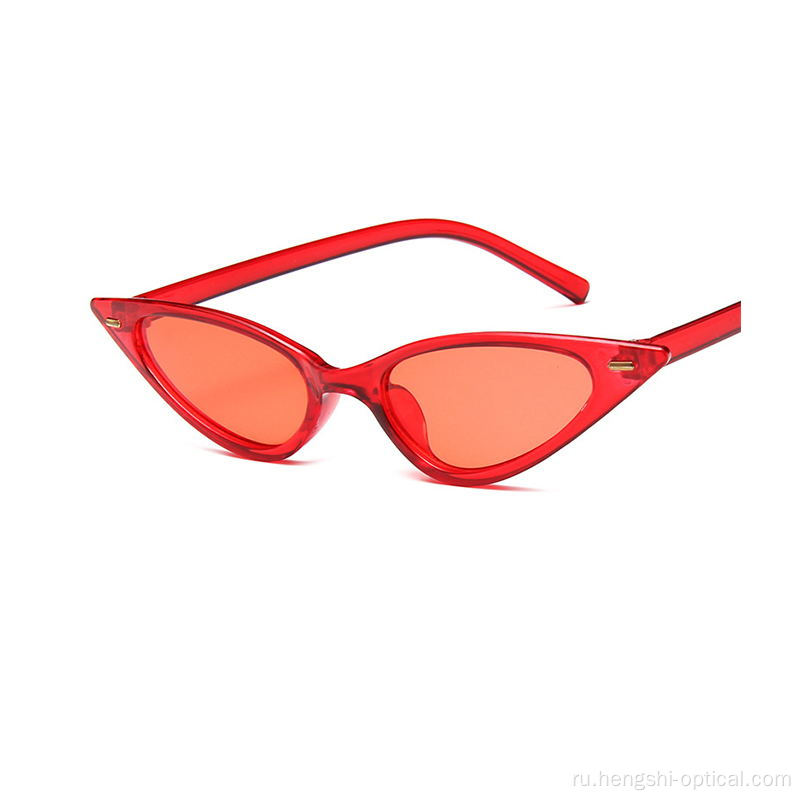 Мода ретро -дамы солнечные очки