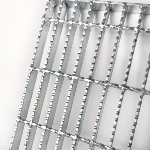 ねじれたバー亜鉛めっき標準鋼の火格子/鋼鉄格子