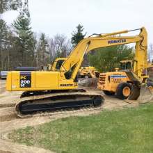 المستخدم PC200 Komatsu الحفريات