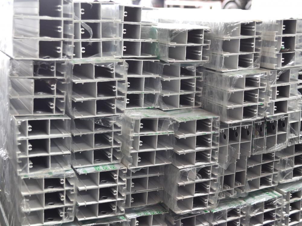 Jendela profil aluminium pasar Thailand