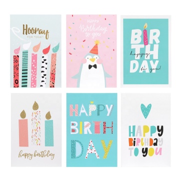 Joyeux anniversaire Papier de voeux avec coffre