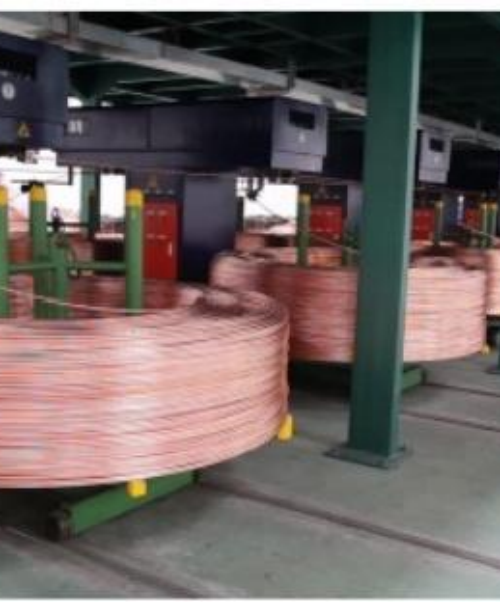 Sistema avanzado de fundición ascendente con horno de plomo superior