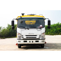 Isuzu Kv100 Washing And Sweeping Car