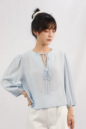 Bubble Sleeve Lace up Top