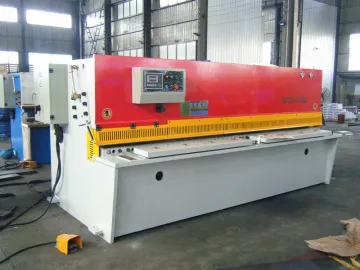 sheet metal cutting machine