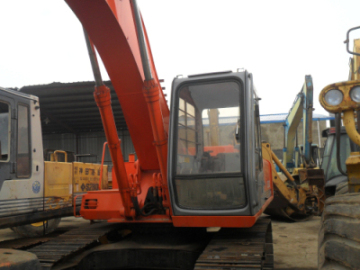 USED HITACHI EX200-1 EXCAVATOR
